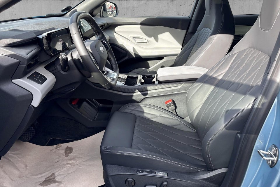 Ford Explorer 77 Premium Extended Range 5d