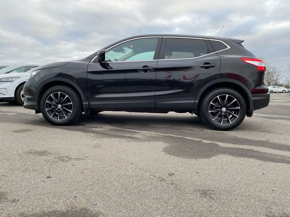 Nissan Qashqai 1,2 Dig-T 115 N-Connecta 5d