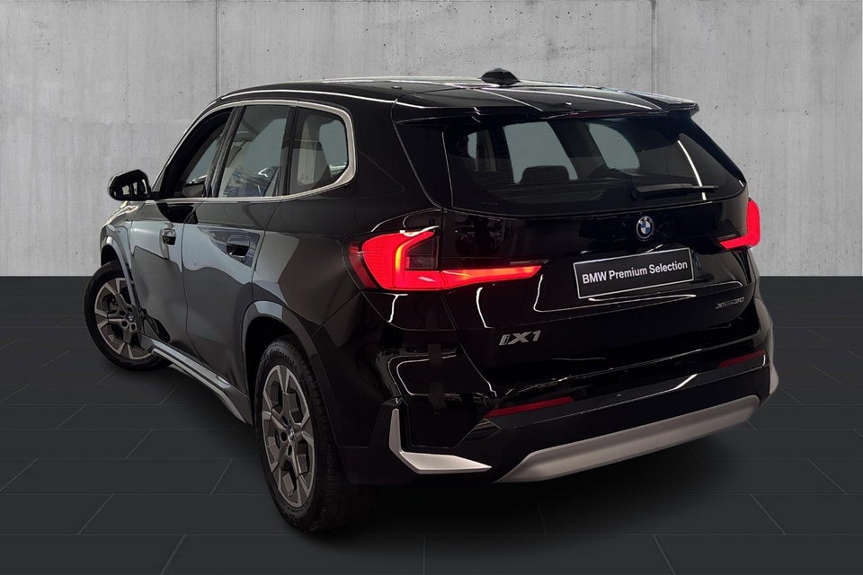 BMW iX1 xDrive30 X-Line 5d