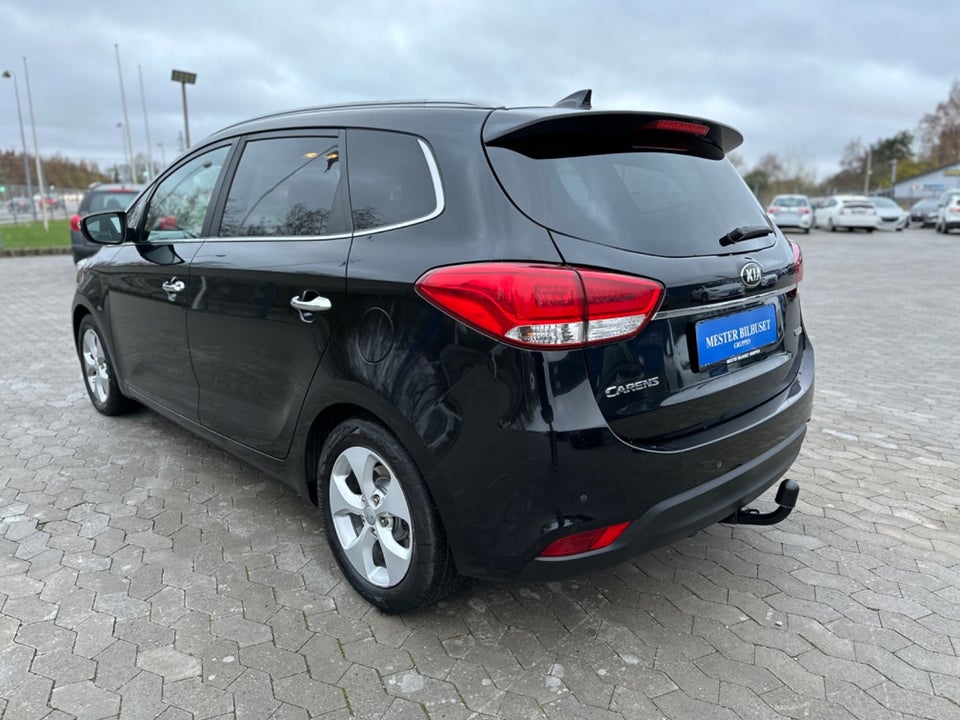 Kia Carens 1,6 GDi Attraction 7prs 5d