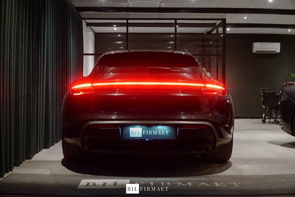 Porsche Taycan 4S Performance+ Cross Turismo 5d