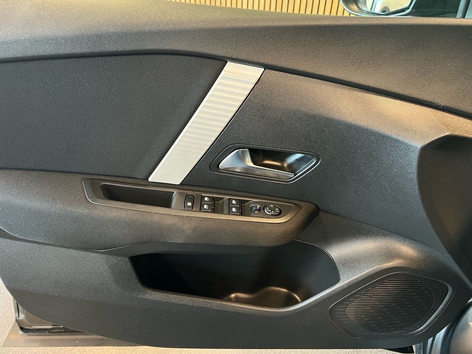 Citroën C4 1,2 PureTech 100 Feel 5d