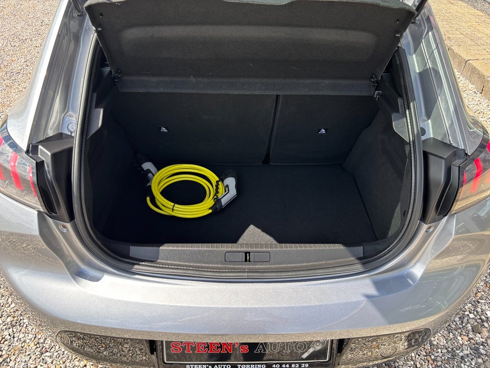 Peugeot e-208 50 Allure 5d
