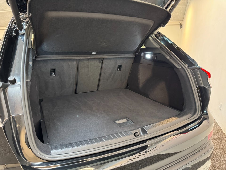 Audi Q4 e-tron 50 S-line quattro 5d