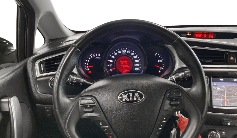 Kia Ceed 1,4 CVVT Style Limited SW 5d