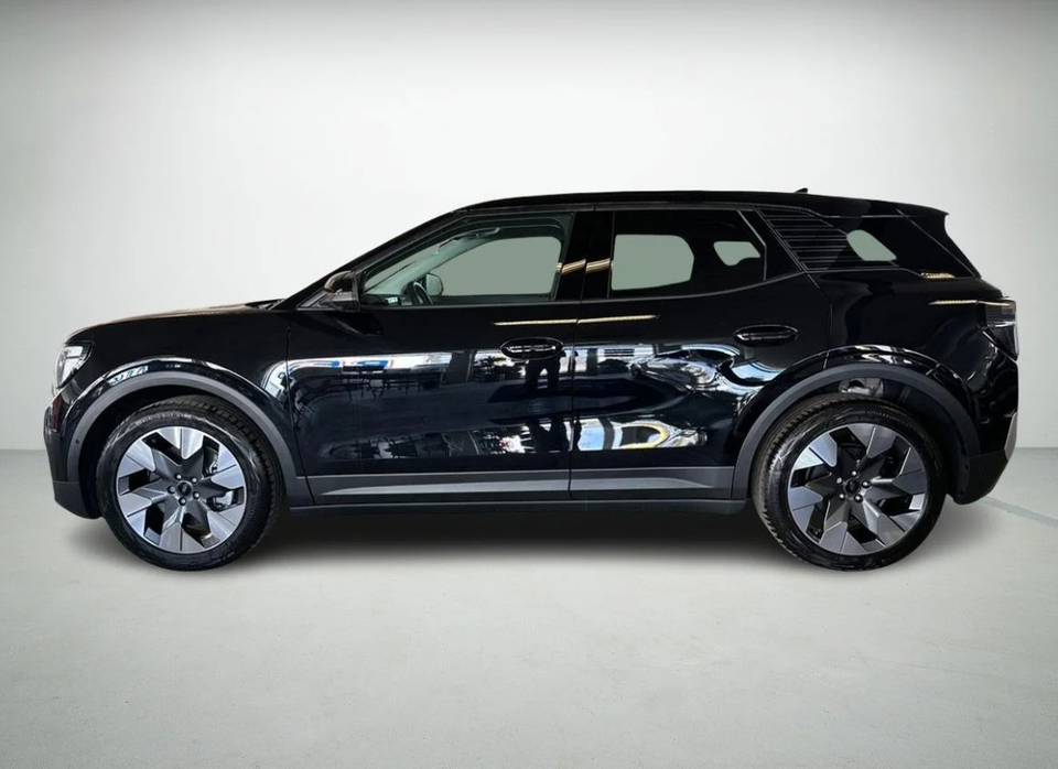 Ford Explorer 79 Premium Extended Range 5d