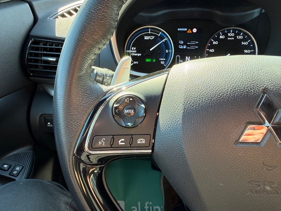 Mitsubishi Eclipse Cross 2,4 PHEV Intense CVT 4WD 5d