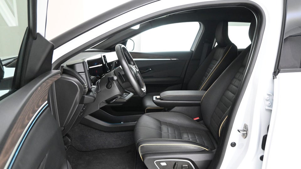 Renault Megane E-Tech 60 Iconic 5d