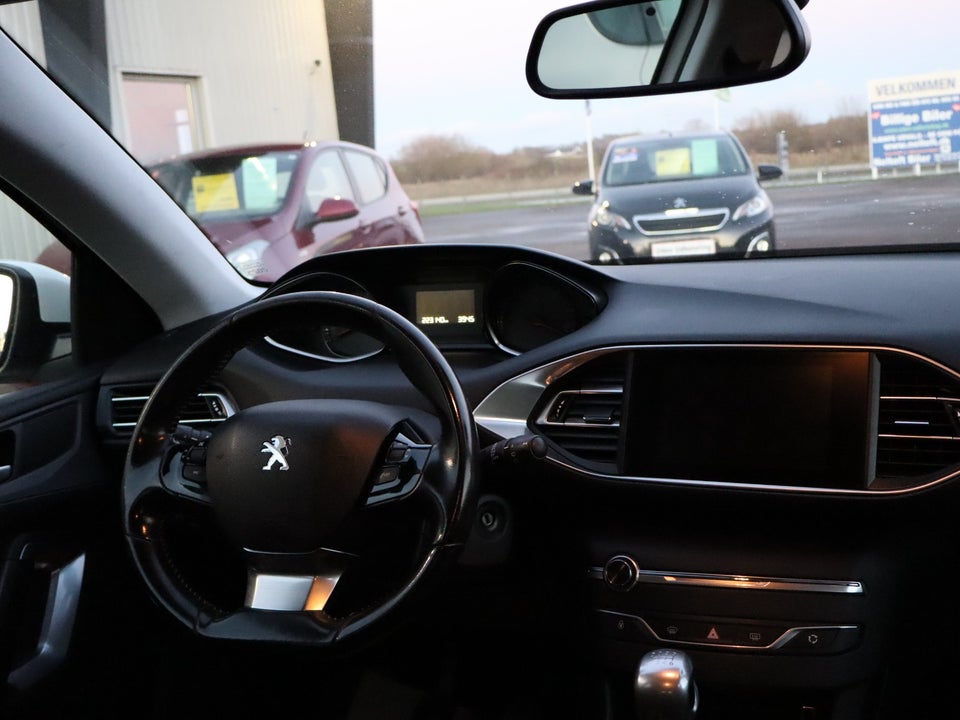 Peugeot 308 1,6 BlueHDi 120 Allure SE SW 5d