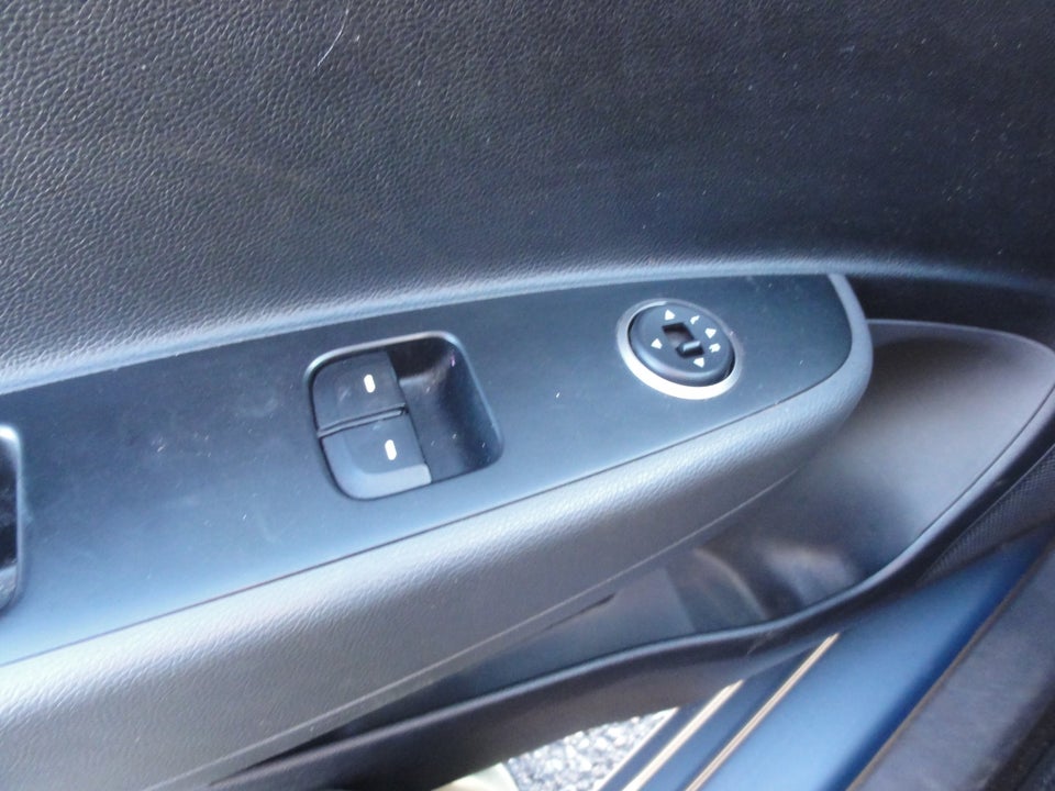 Hyundai i10 1,0 Touch 5d