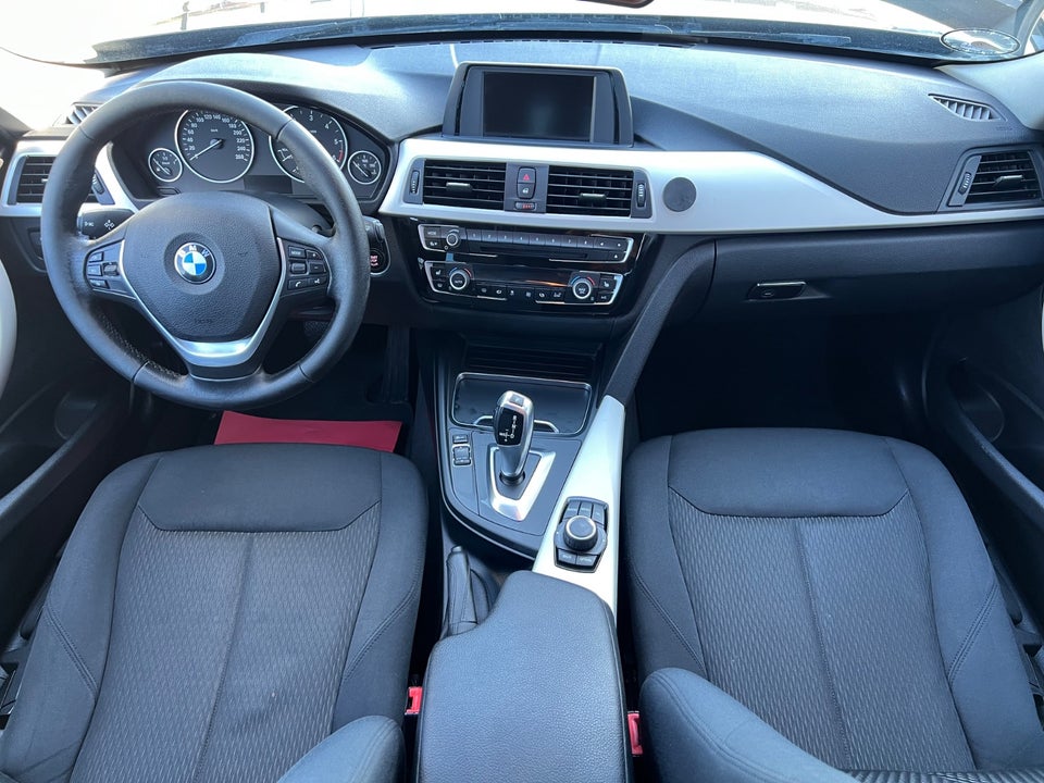 BMW 320d 2,0 aut. 4d