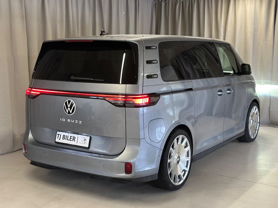 VW ID.Buzz 77 Pro SWB 5d