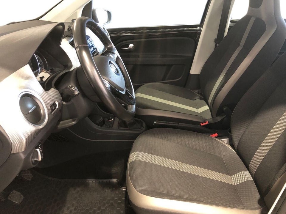 VW Up! 1,0 TSi 90 High Up! BMT 5d