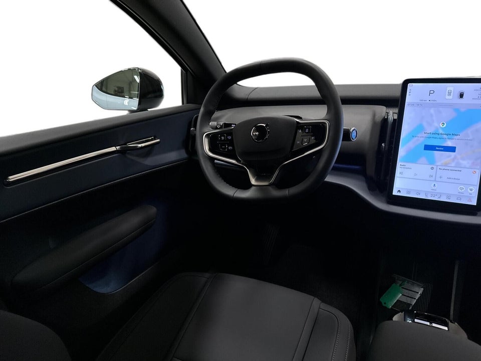 Volvo EX30 Standard Range Plus 5d