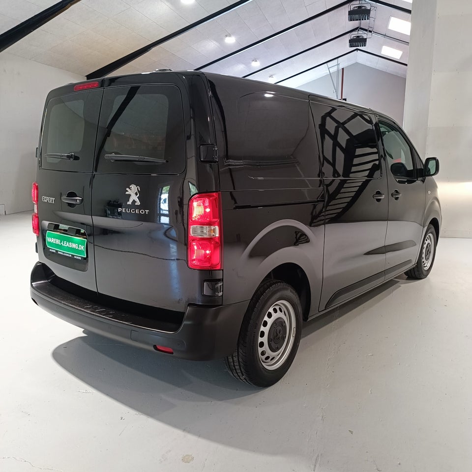 Peugeot Expert 2,0 BlueHDi 122 L2 Plus EAT8 Van