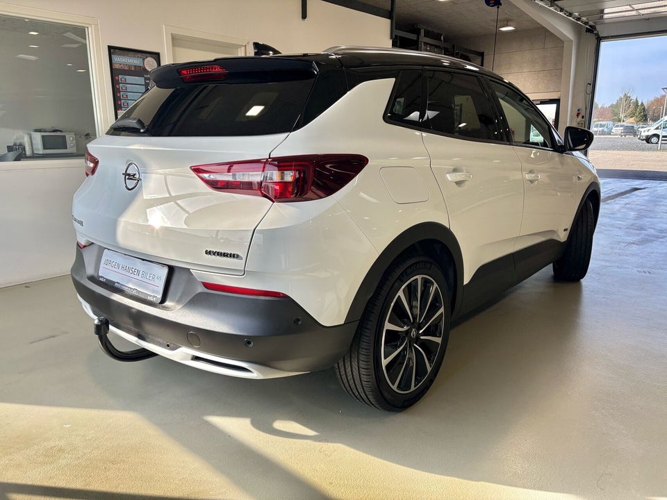 Opel Grandland X 1,6 Hybrid Cosmo Prestige aut. 5d