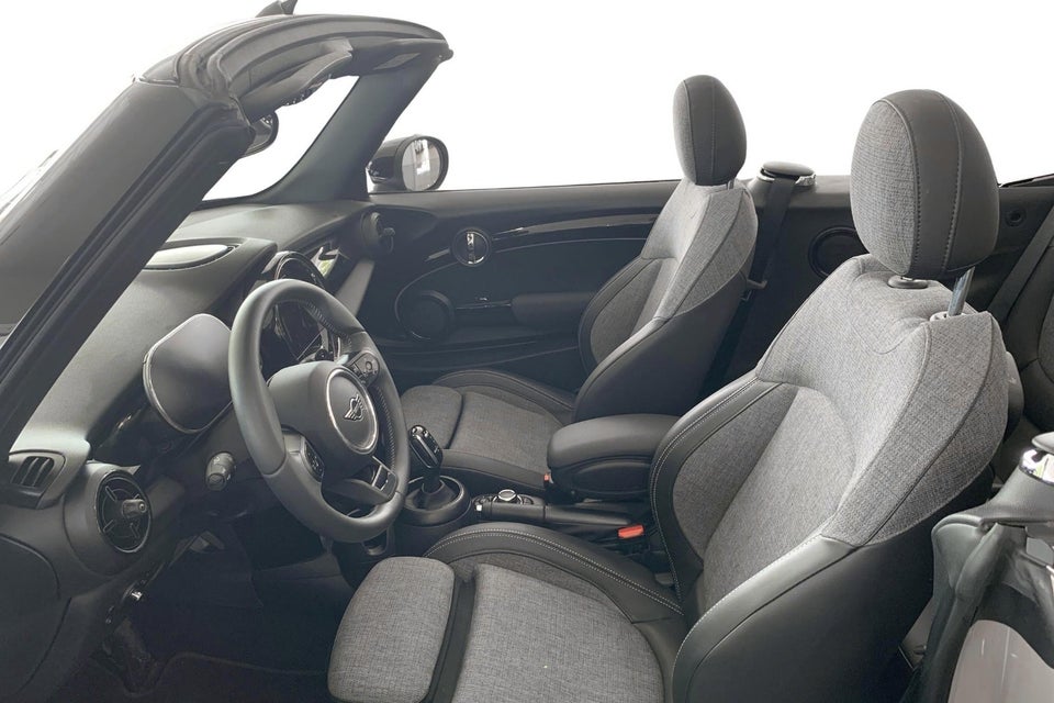 MINI Cooper S 2,0 Essential Cabriolet aut. 2d