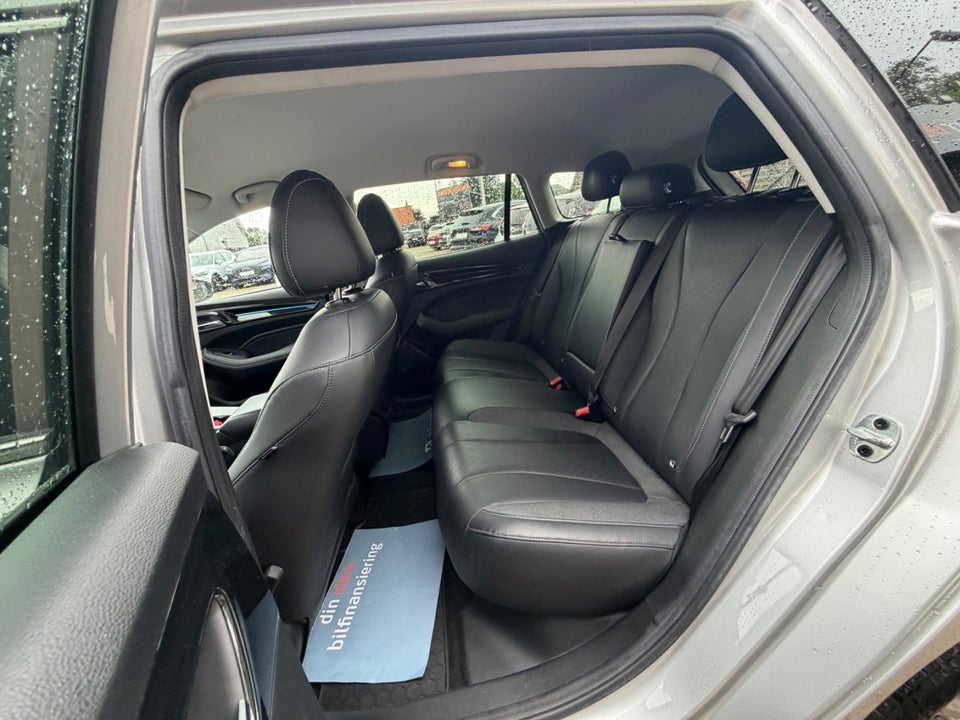 MG MG5 61 Luxury 5d