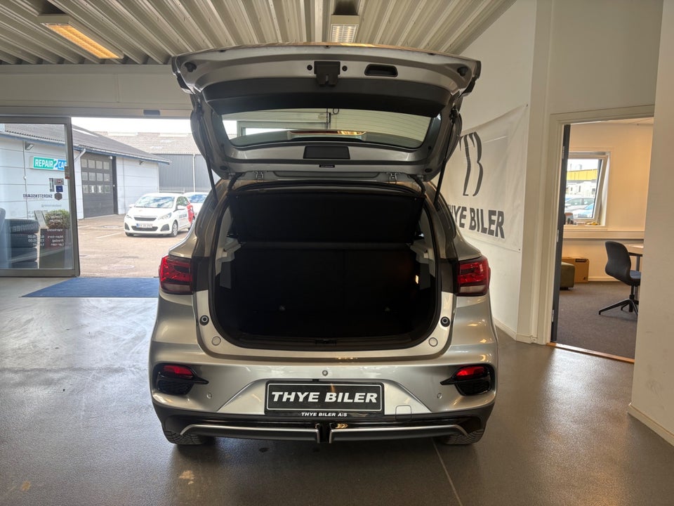 MG ZS 70 Luxury 5d