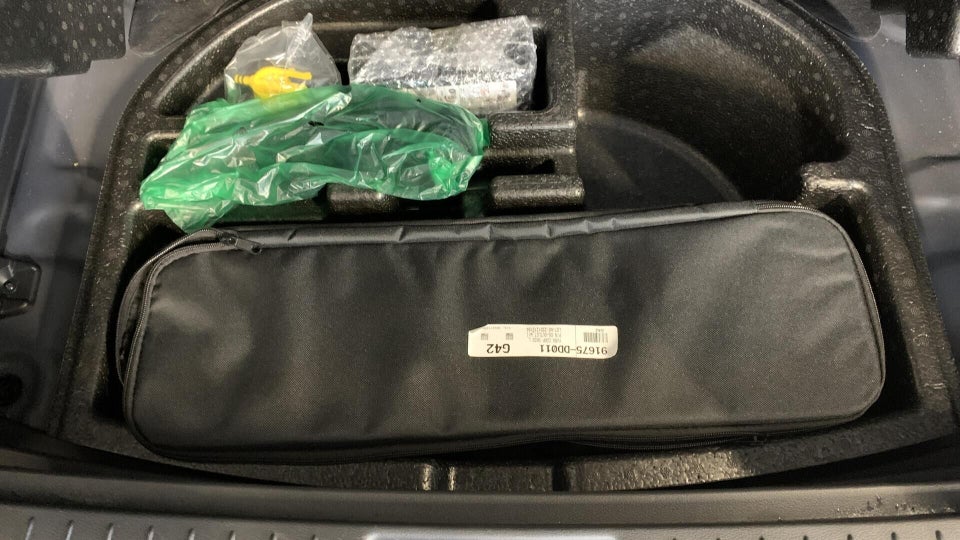 Hyundai Kona 39 EV Select 5d