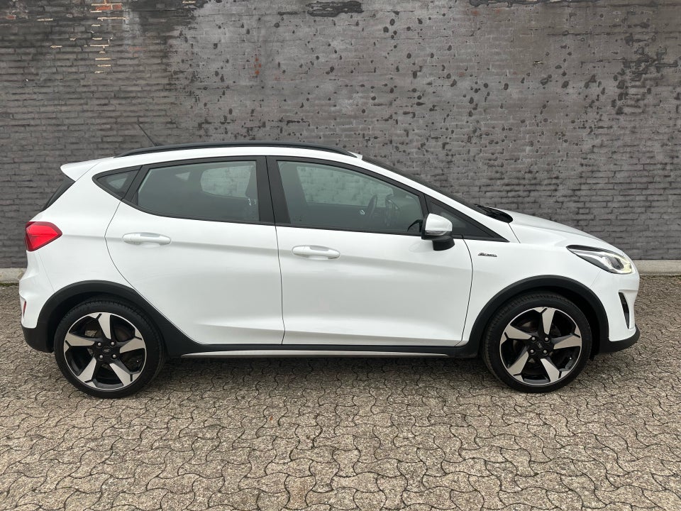 Ford Fiesta 1,0 EcoBoost mHEV Active 5d