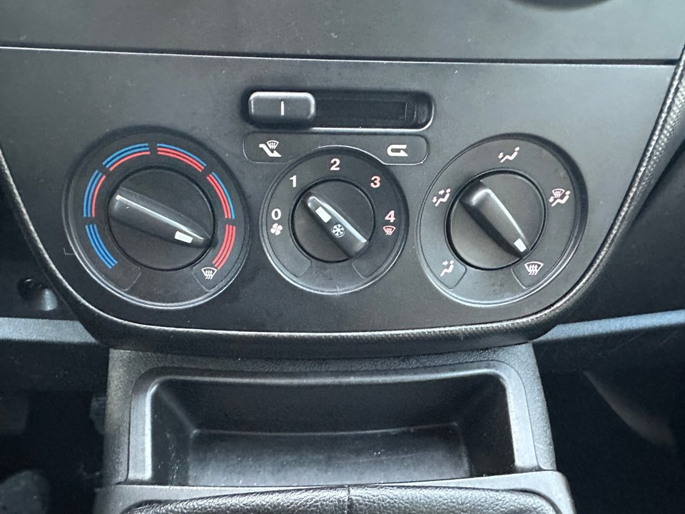 Fiat Fiorino 1,3 MJT 95 Adventure Van 5d