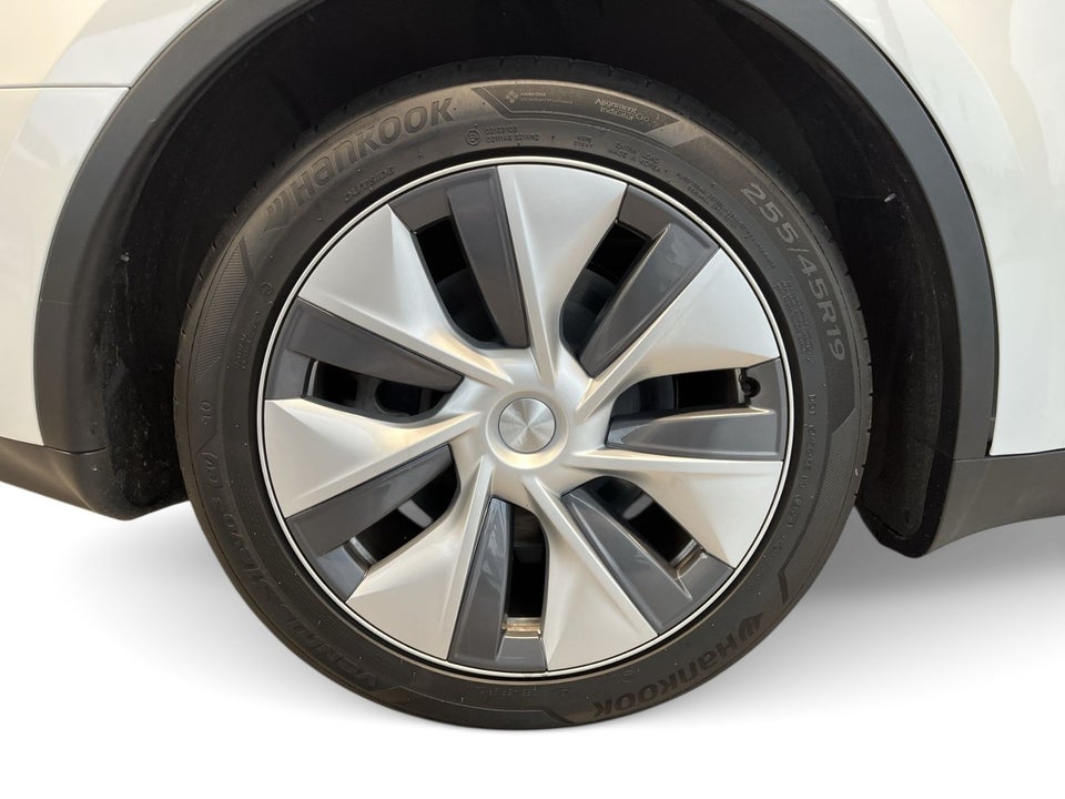Tesla Model Y RWD 5d