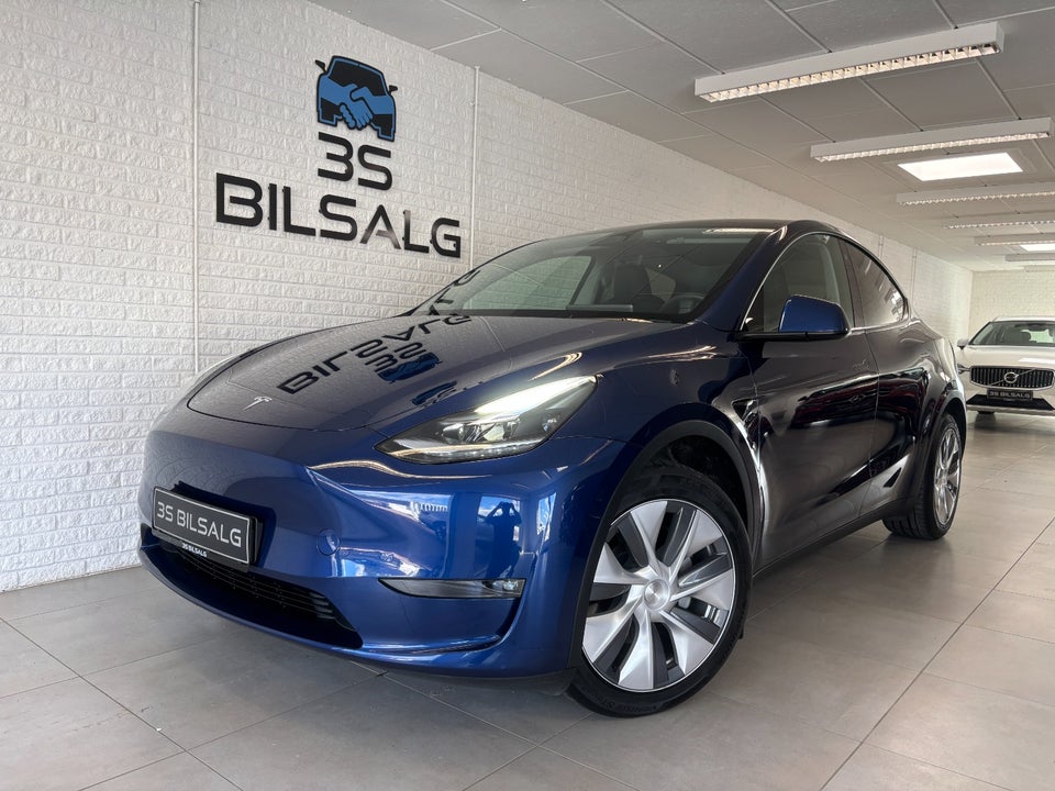 Tesla Model Y Long Range AWD 5d