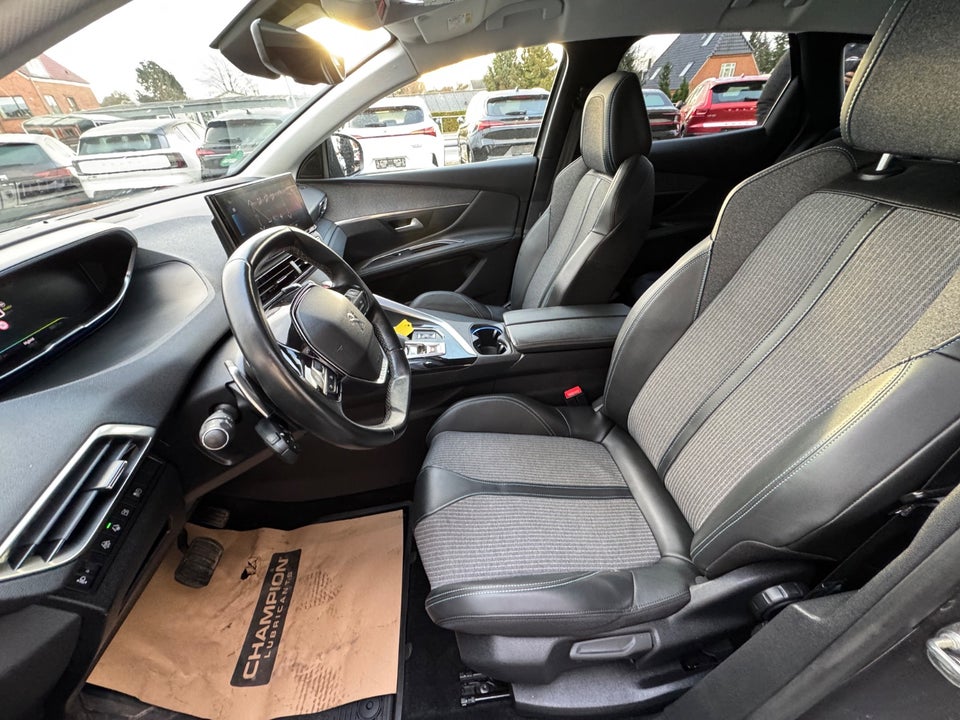 Peugeot 3008 1,6 Hybrid Allure Limited EAT8 5d