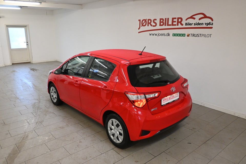 Toyota Yaris 1,0 VVT-i T2 5d
