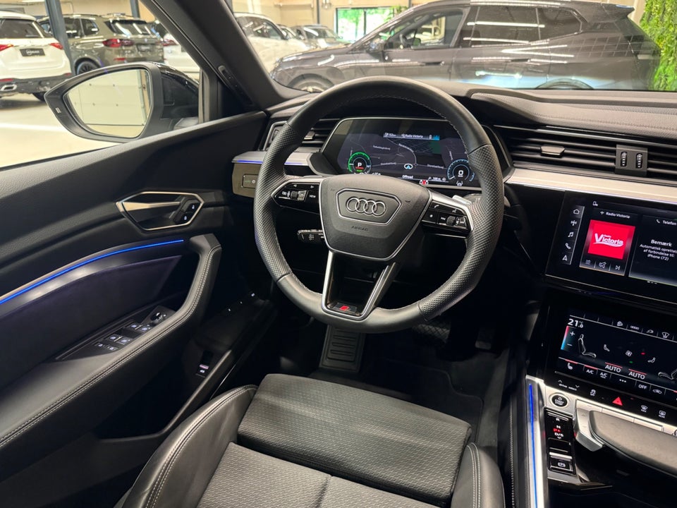 Audi e-tron 55 S-line Sportback quattro 5d