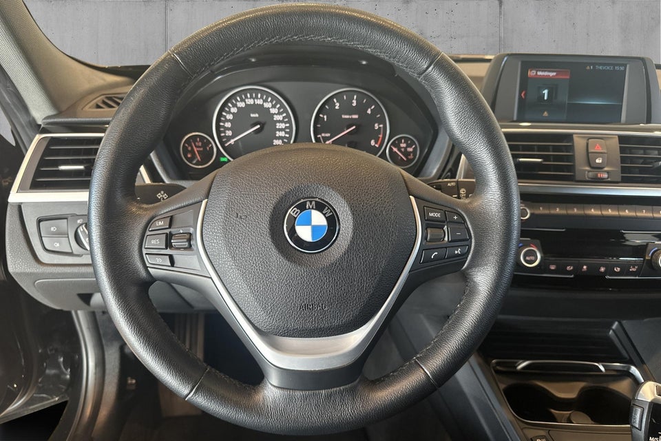 BMW 320d 2,0 Touring Executive aut. 5d