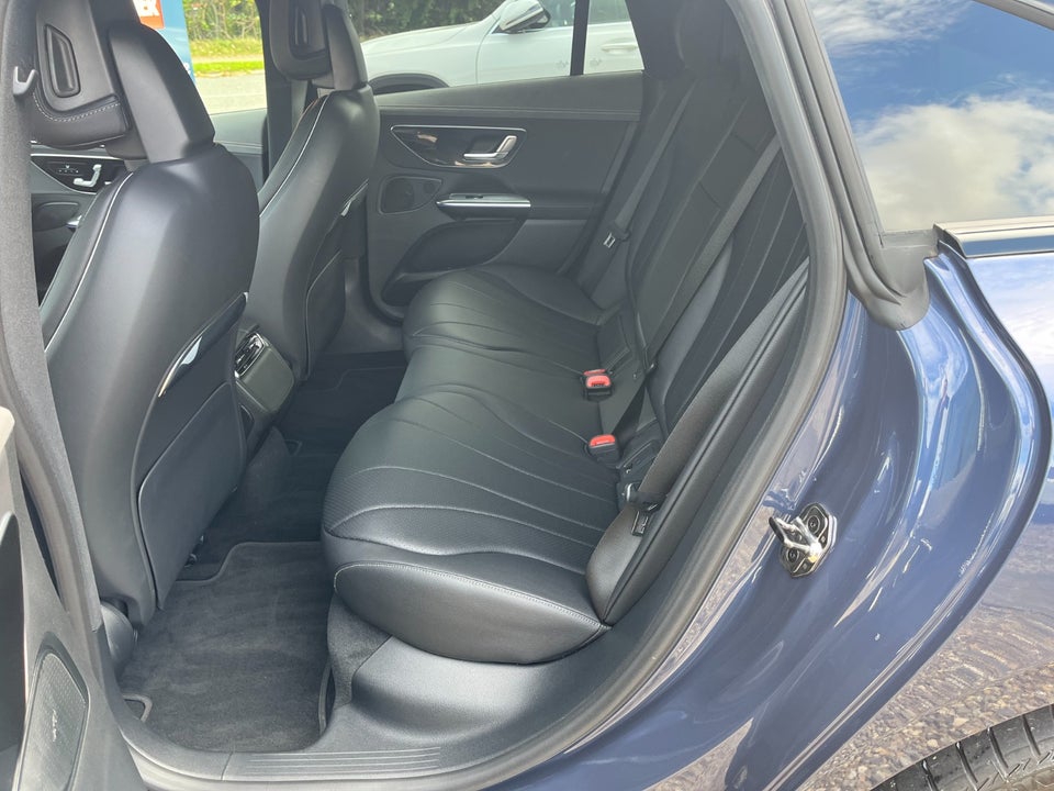 Mercedes EQE300 AMG Line 4d