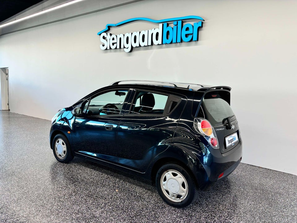 Chevrolet Spark 1,0 LE 5d