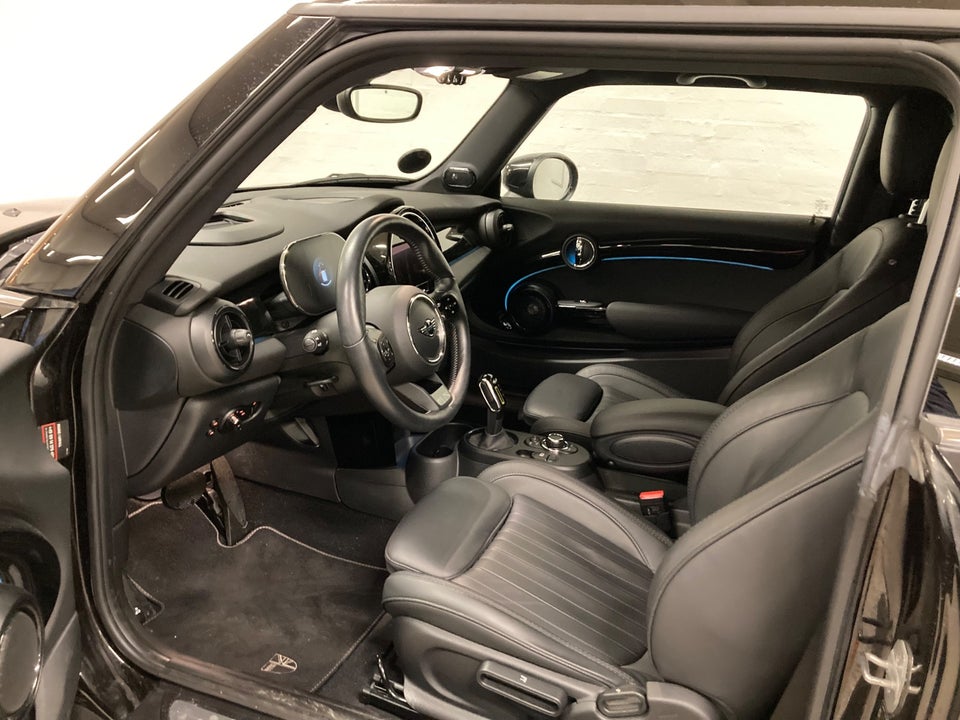 MINI Cooper SE Yours Trim 3d