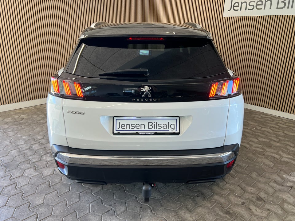 Peugeot 3008 1,5 BlueHDi First Selection EAT8 5d