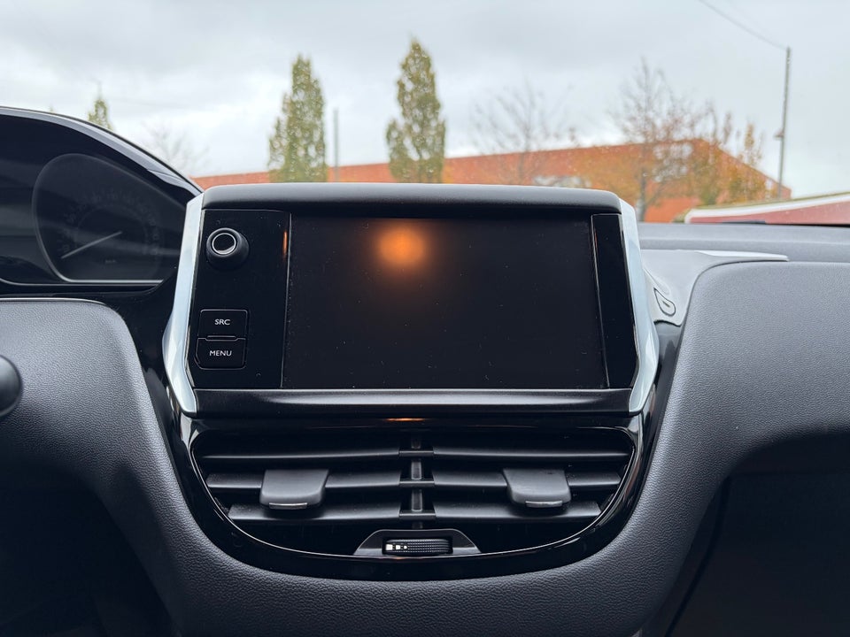 Peugeot 208 1,6 BlueHDi 100 Active 5d