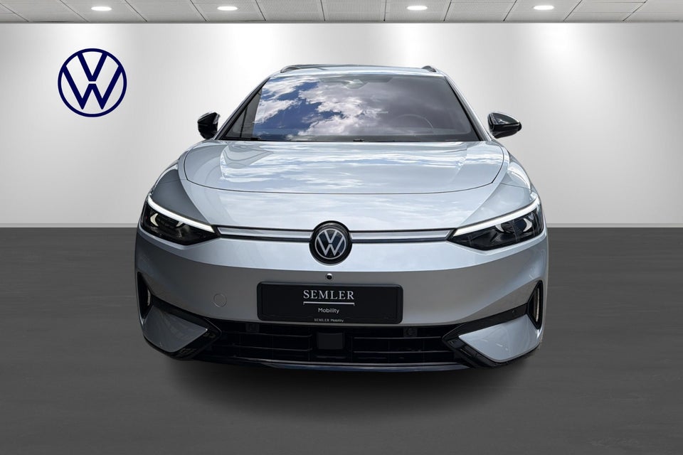 VW ID.7 77 Style+ Tourer 5d