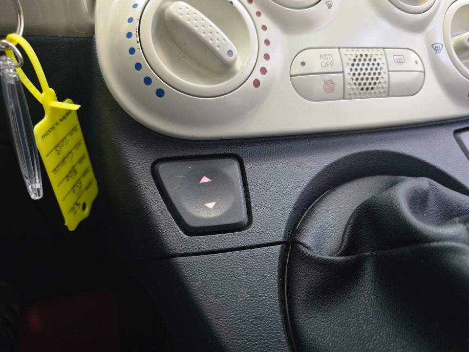 Fiat 500 1,2 Lounge 3d