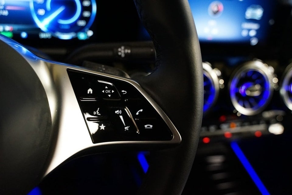 Mercedes EQA250+ Progressive Advance 5d