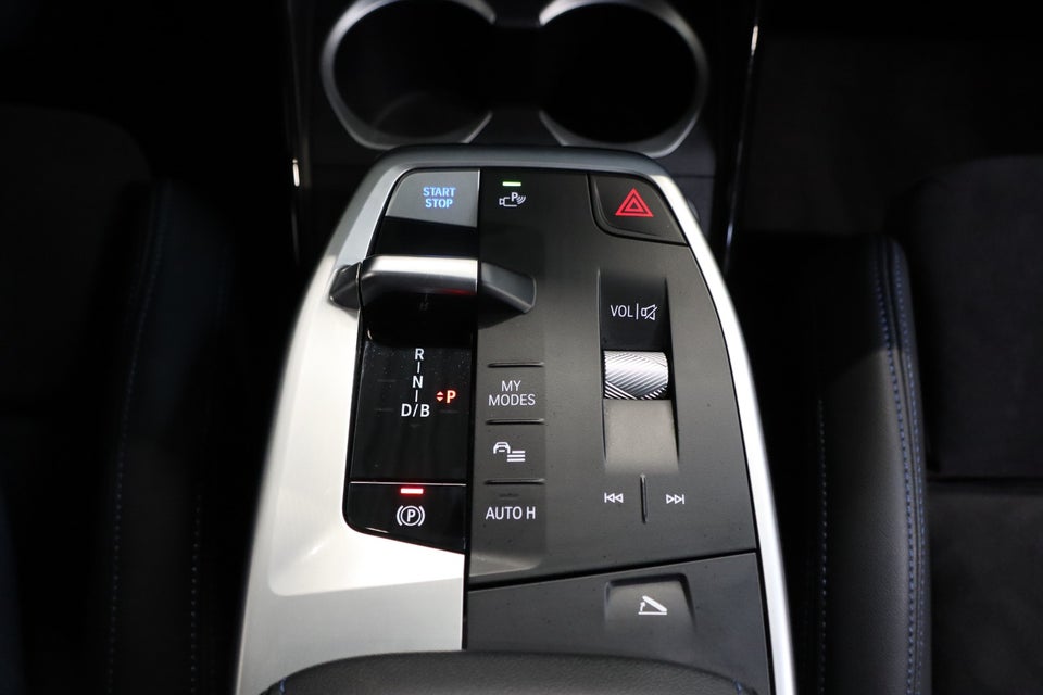 BMW iX2 xDrive30 M-Sport 5d