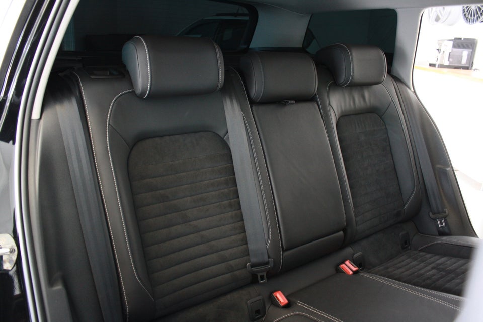 VW Passat 1,4 GTE High Variant DSG 5d