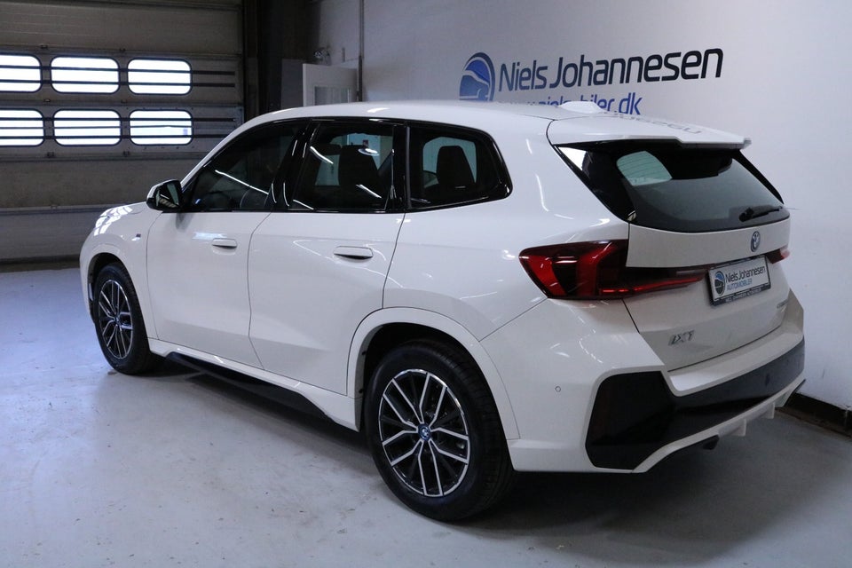 BMW iX1 eDrive20 M-Sport 5d