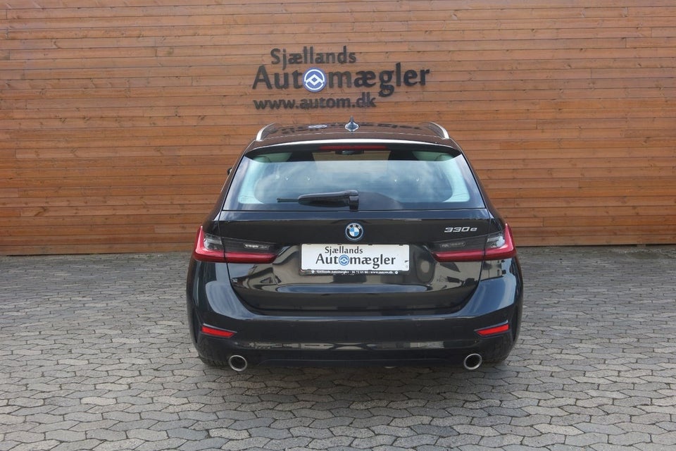 BMW 330e 2,0 Touring Sport Line aut. 5d
