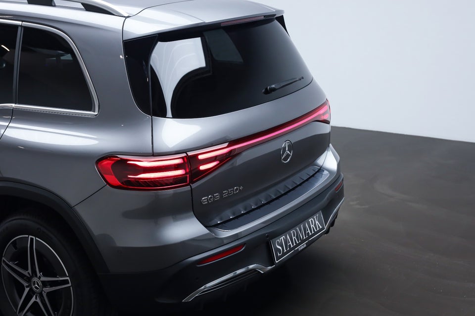 Mercedes EQB250+ AMG Premium 5d