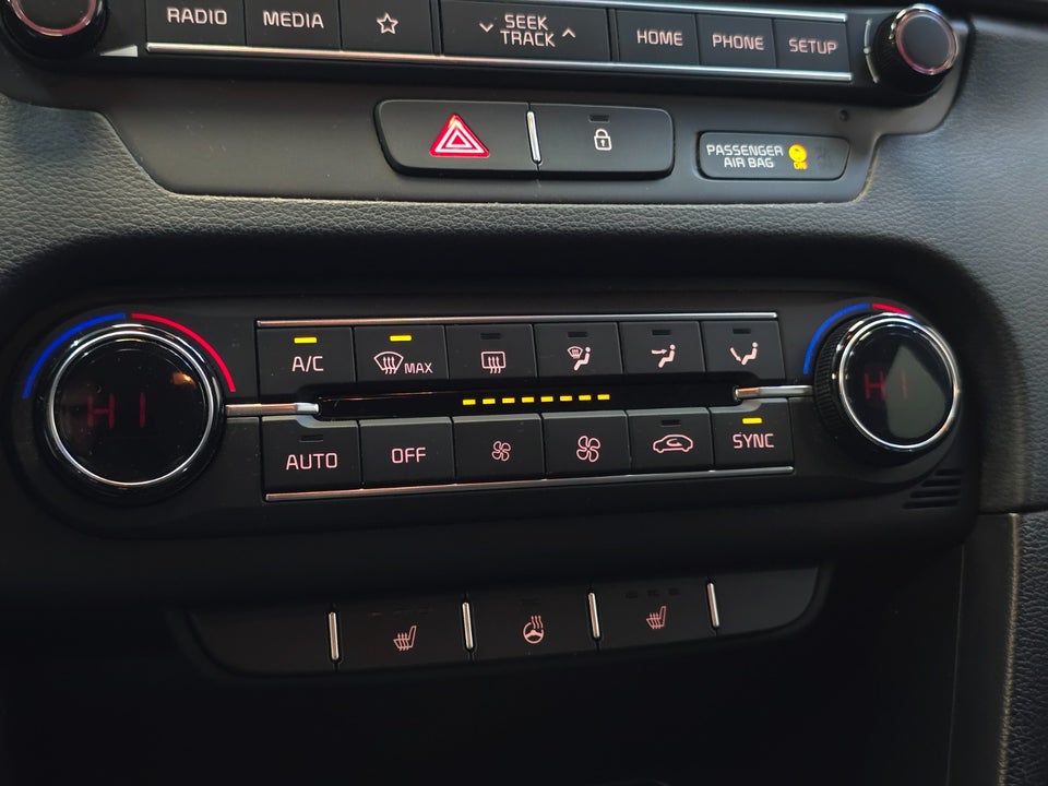 Kia Ceed 1,6 CRDi 136 Attraction SW 5d