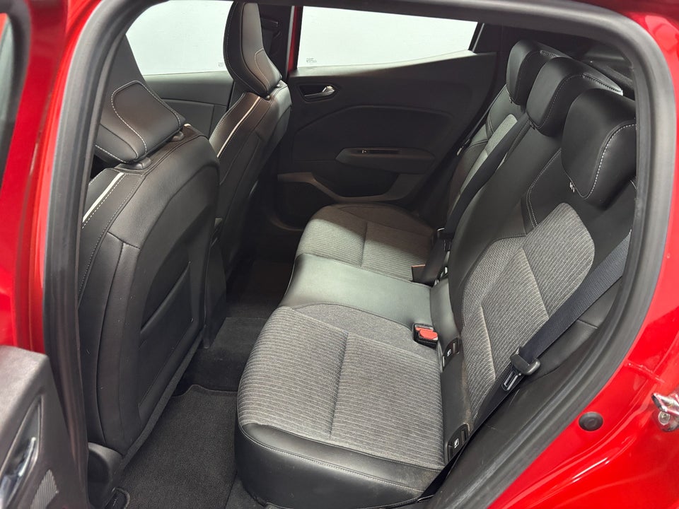 Renault Clio V 1,0 TCe 90 Intens X-tr. 5d