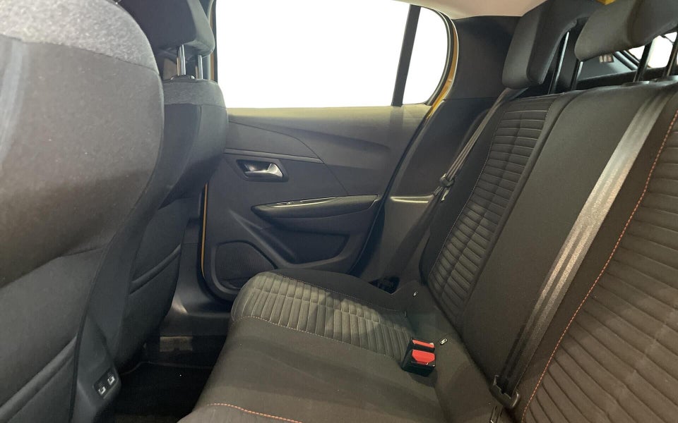 Peugeot e-208 50 Active Pack 5d
