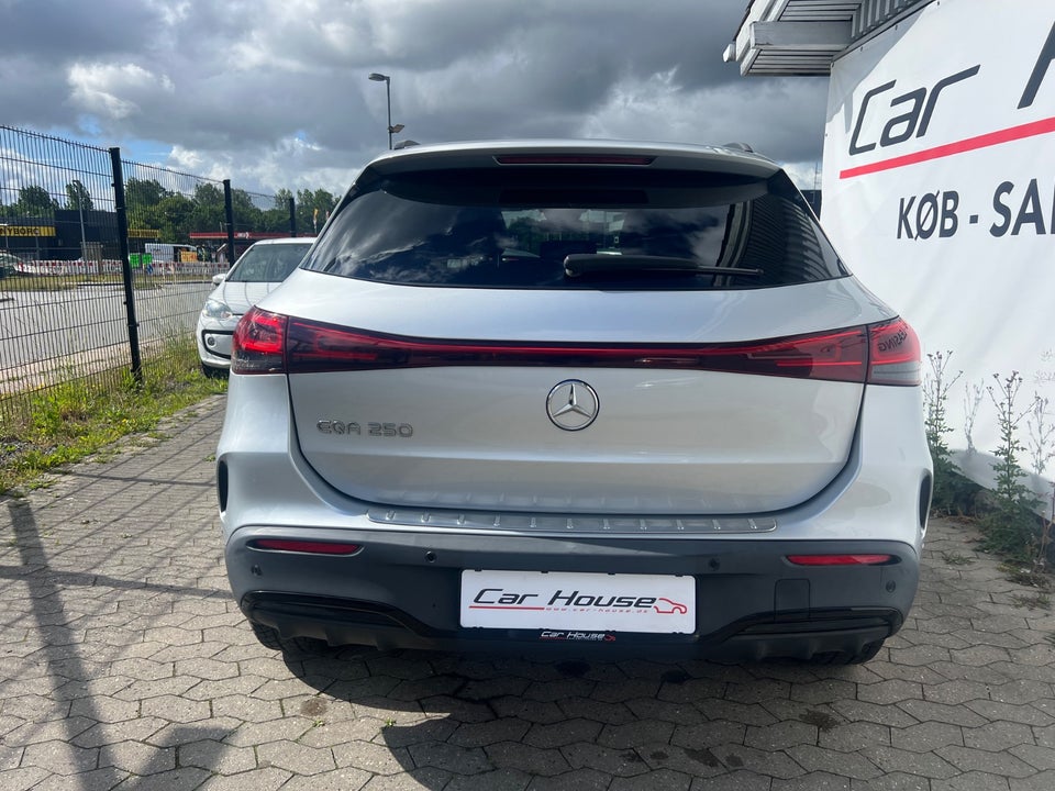 Mercedes EQA250 AMG Line 5d