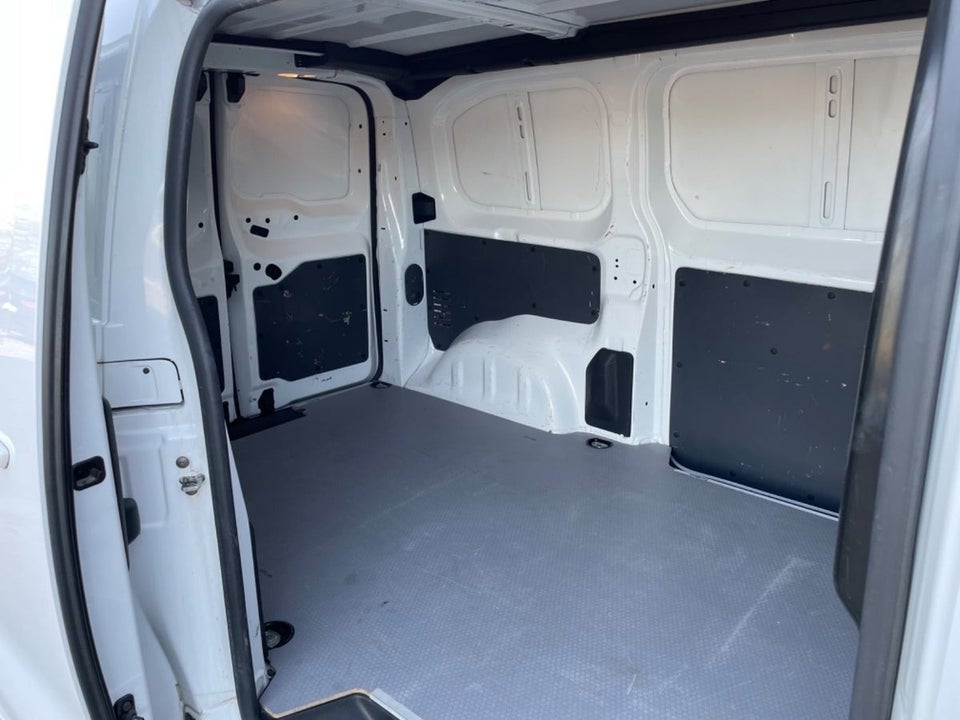 Opel Vivaro 2,0 D 122 L2V1